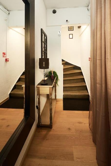 Studio-Balcon Center Of モンス エクステリア 写真